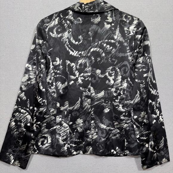 Chico’s Silk Blend Black Blazer Sz 1 M Jacket Artsy Statement Black White Luxe - Picture 2 of 8
